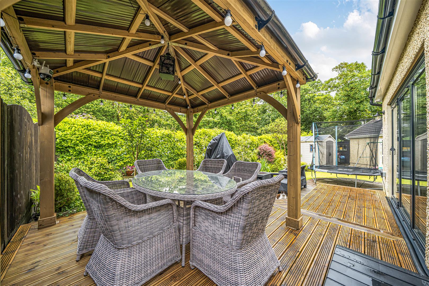 Woodfield Avenue, Pontlliw, Swansea, SA4 9EQ